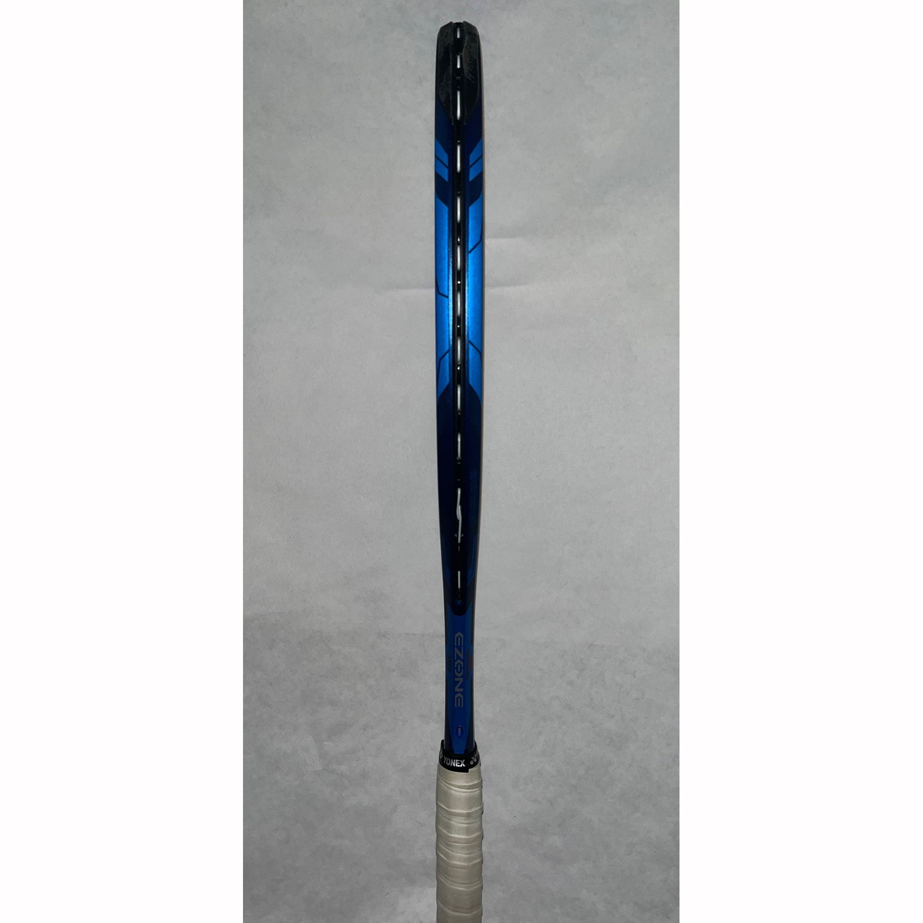 Yonex, Used Yonex EZONE 98 Tennis Racquet 4 3/8 26582